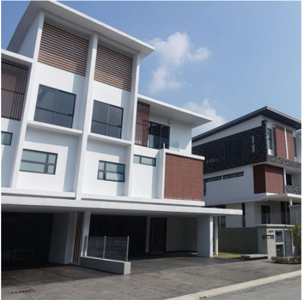 Hijauan Enklaf : 3 Storey Luxury Semi-D House